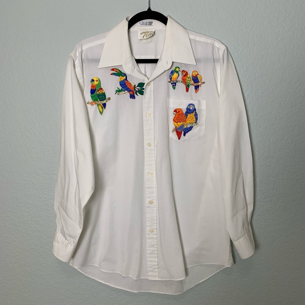 Vintage TIA White Button Up Shirt Medium Tropical Birds‎ Embroidered Art to Wear